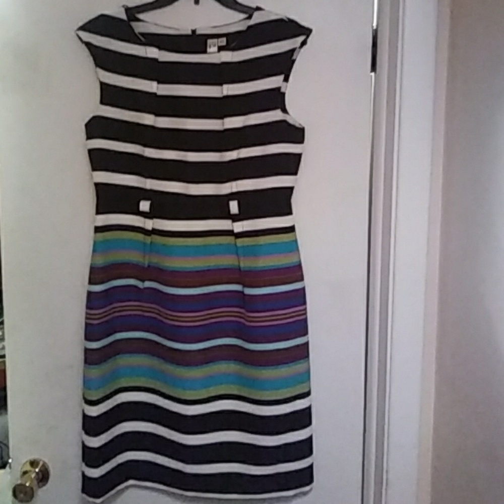 Women's dress
